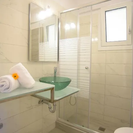 Apartamento Mistral Kariótai